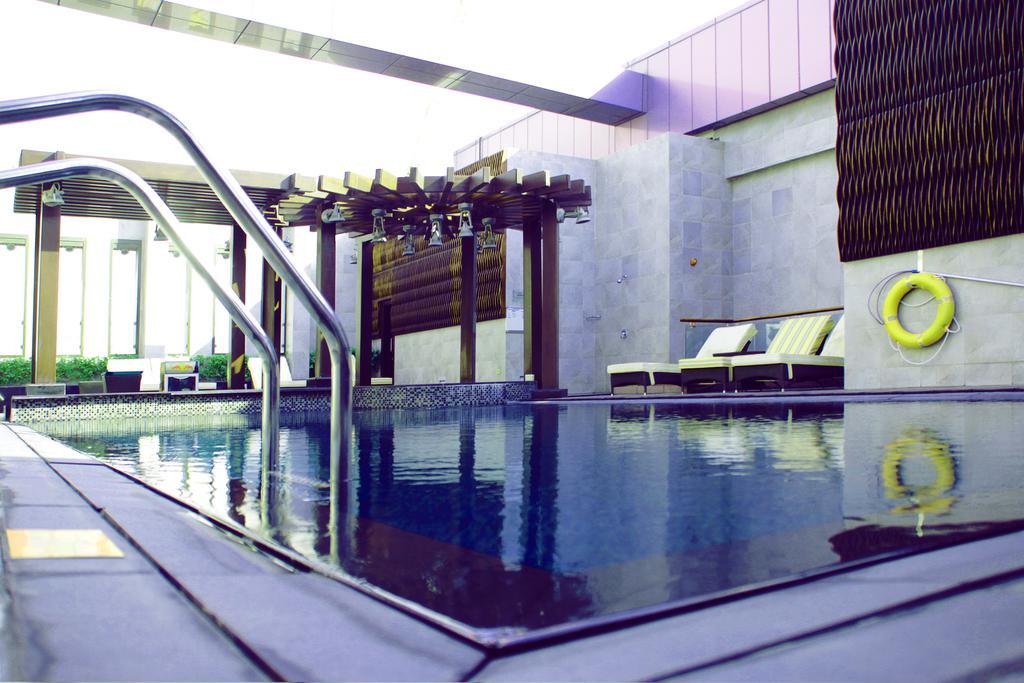 Halo Hotel Dubaj Exteriér fotografie