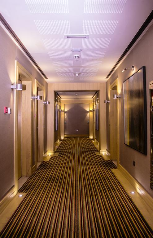 Halo Hotel Dubaj Exteriér fotografie